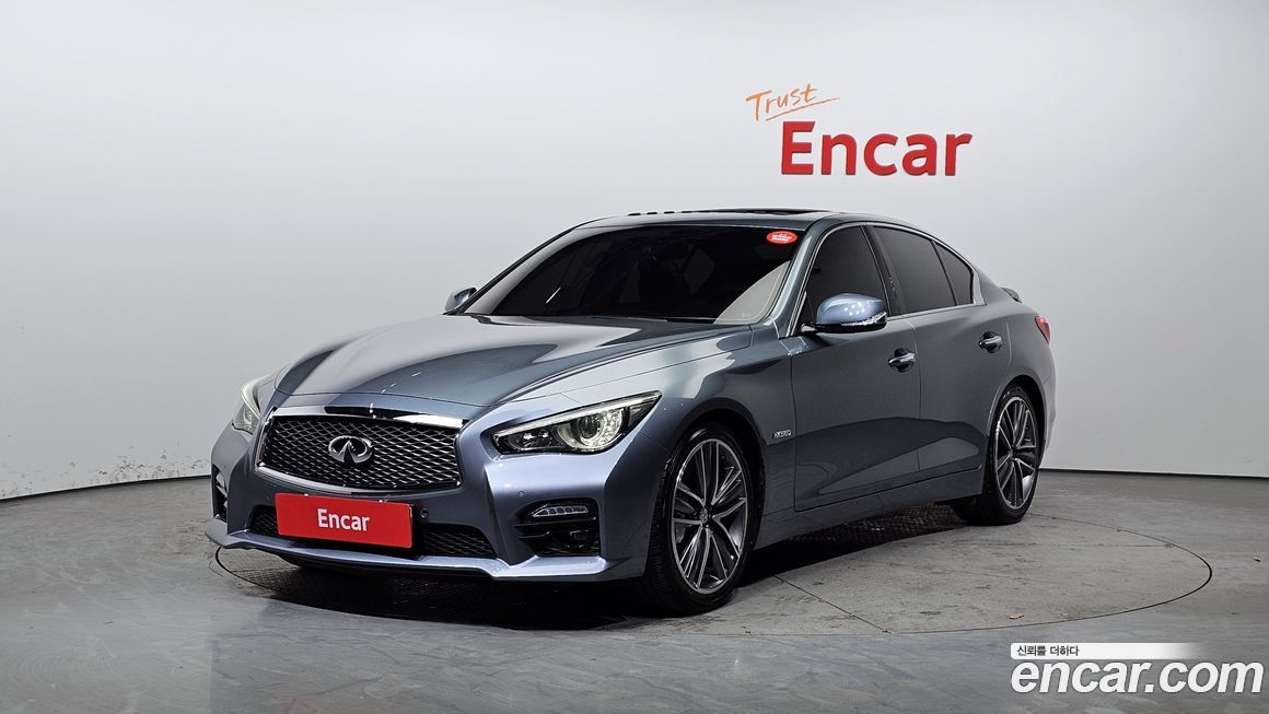 Infiniti Q50 3.5 Hybrid Essence