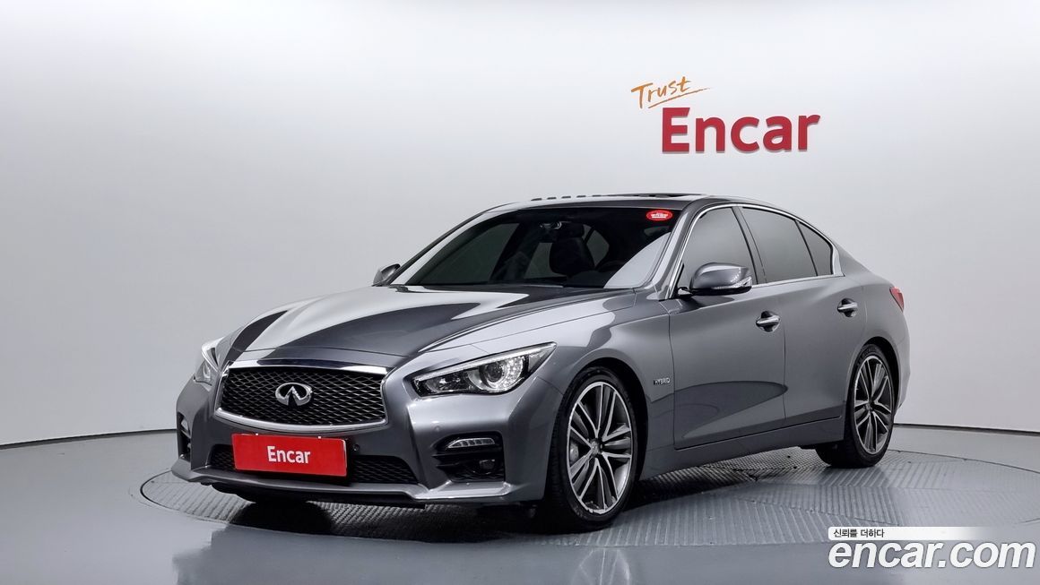 Infiniti Q50 3.5 Hybrid Essence