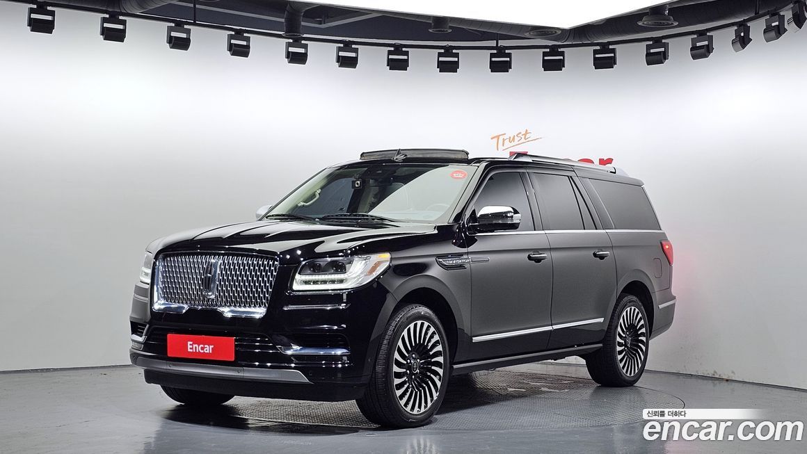 Lincoln Navigator 3.5L Black Label